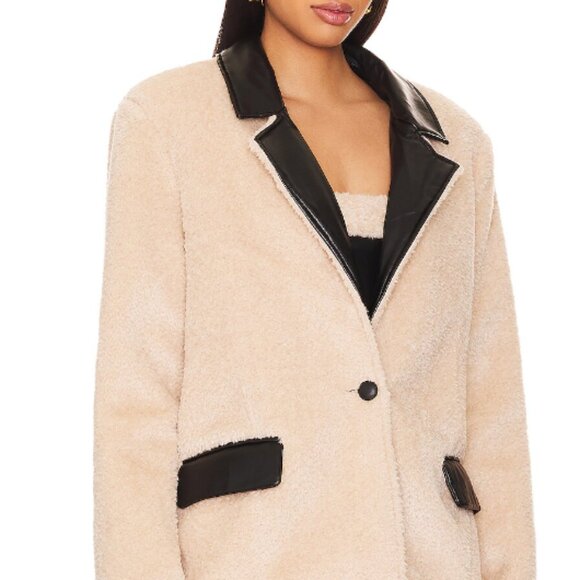 NWT-REVOLVE x WeWoreWhat Faux fur-Faux leather Sherpa Coat Blazer Jacket-Small - Picture 2 of 16